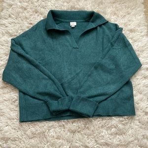 Emerald green V-neck collared sweater